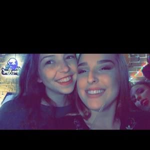 Meet your Posher, Clelie